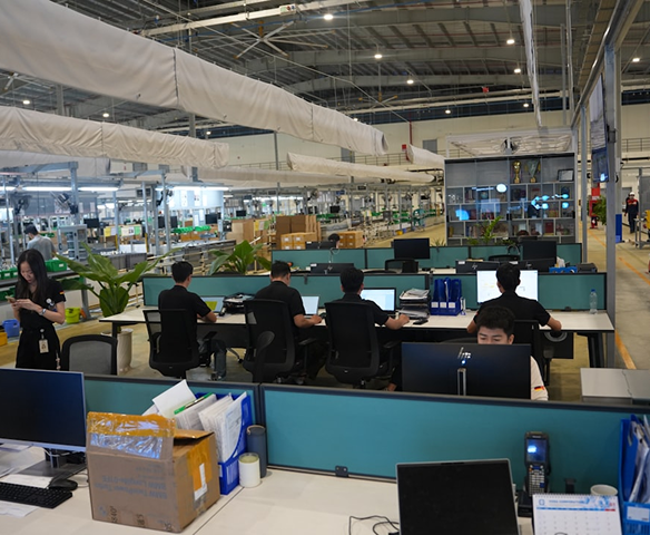 Momo Lighting 办公与生产空间